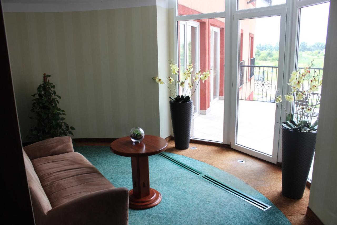 Hotel Gniecki Gdansk Przejazdowo Buitenkant foto